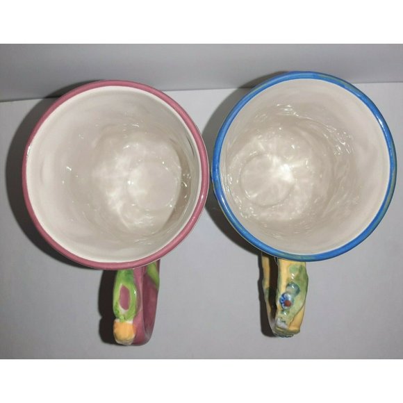 Set of 2 Floral Temptations 12 oz Coffee Tea Mugs Vintage Embossed Tulip Daisies - Picture 8 of 9